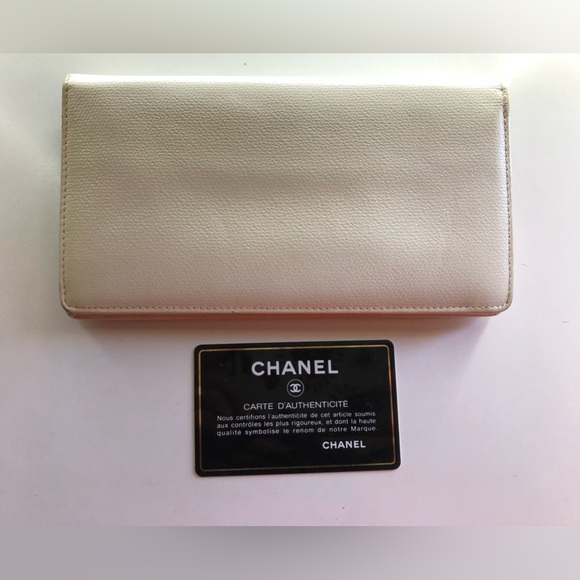 Excellent Condition! Chanel CoCo Button Flap Bifold Long Wallet Caviar Leather - Picture 3 of 14